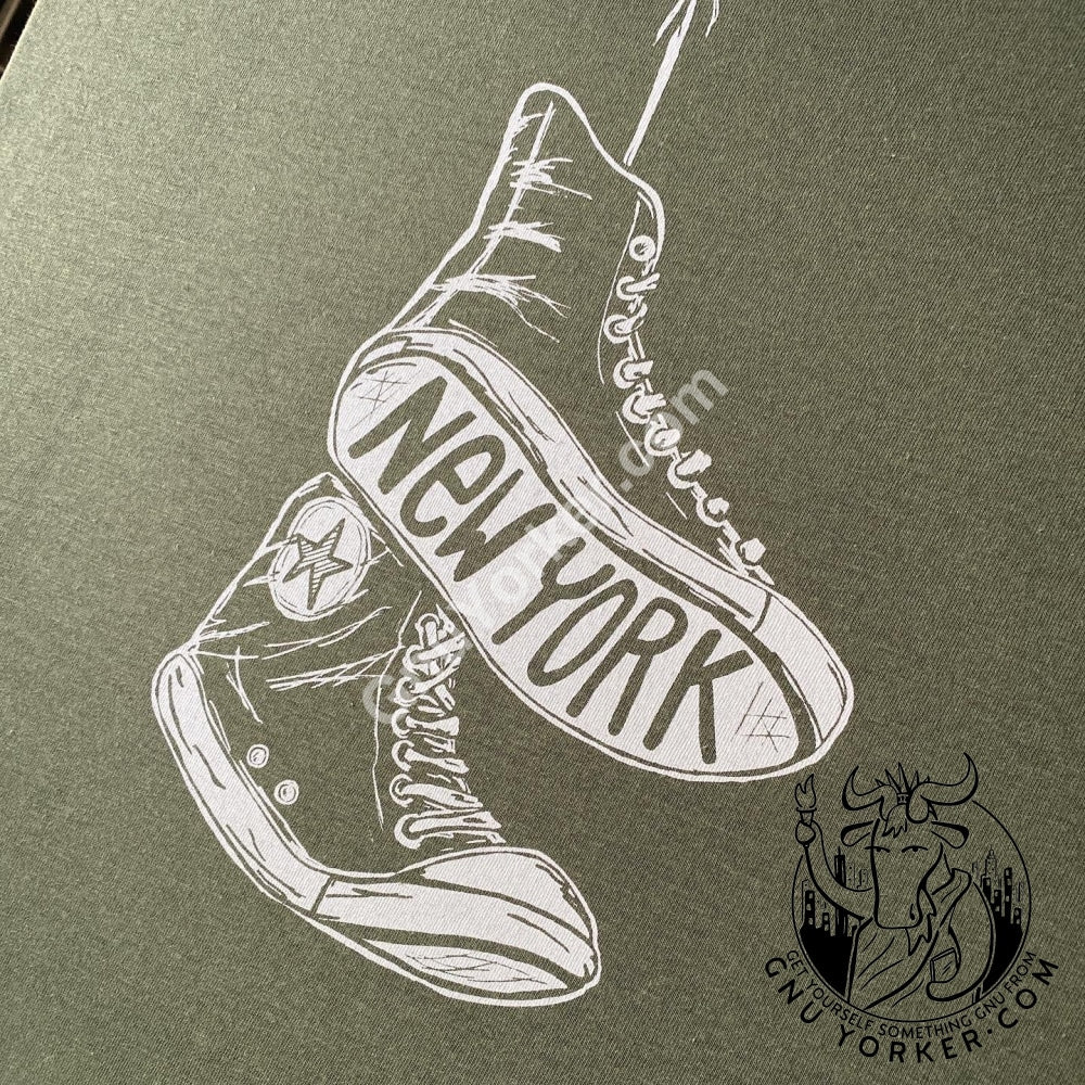 New York Shoes On A Wire Shirt Small / Green No Shirts